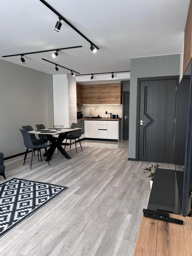 A-Brilliant, New! Spacious & Modern Apartment In Varna Whit Garage Exterior foto